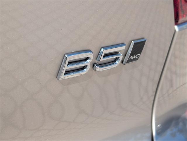 used 2024 Volvo XC40 car, priced at $34,777