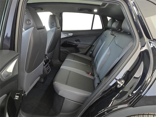 new 2025 Volkswagen ID.4 car, priced at $52,528