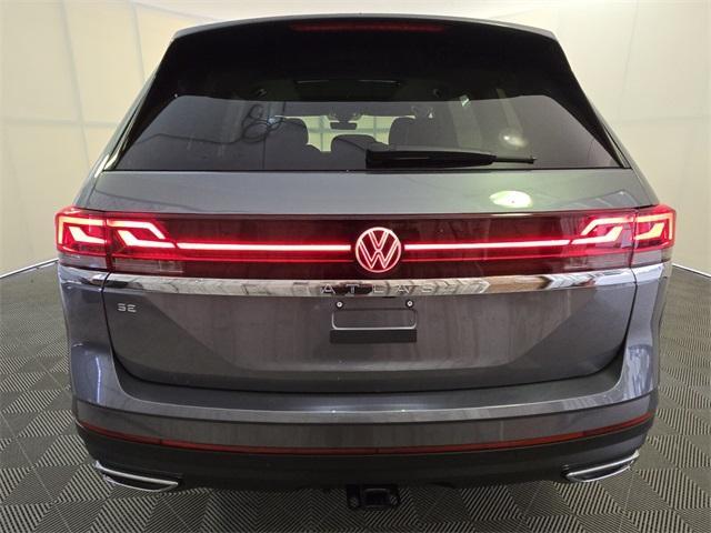 new 2025 Volkswagen Atlas car, priced at $43,998
