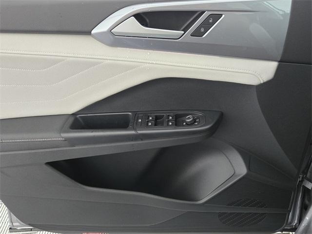 new 2025 Volkswagen Taos car, priced at $36,047