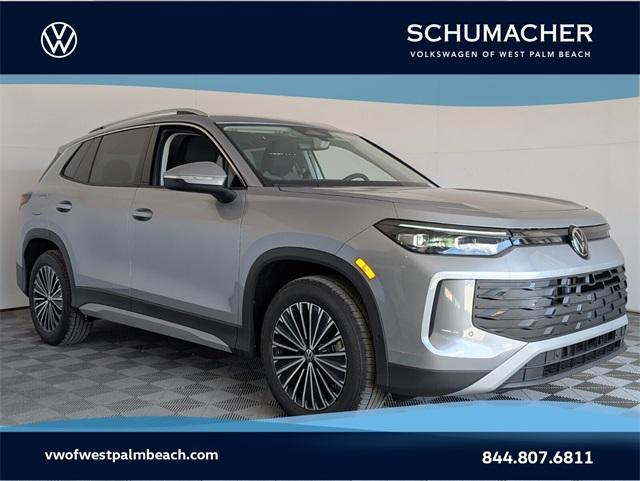 new 2025 Volkswagen Tiguan car, priced at $27,709