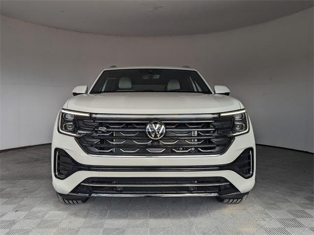 new 2026 Volkswagen Atlas Cross Sport car, priced at $53,911