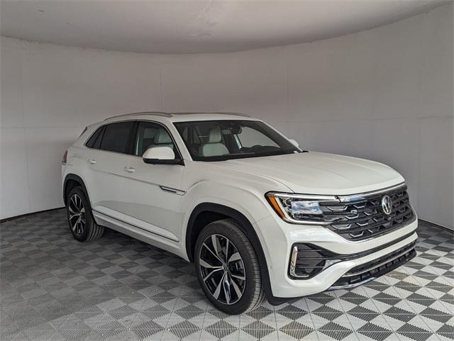 new 2026 Volkswagen Atlas Cross Sport car, priced at $53,911