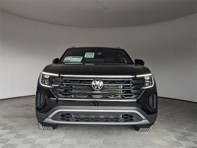 new 2026 Volkswagen Atlas Cross Sport car, priced at $44,070
