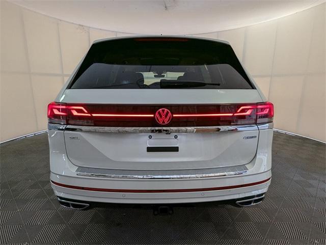 new 2025 Volkswagen Atlas car, priced at $55,116