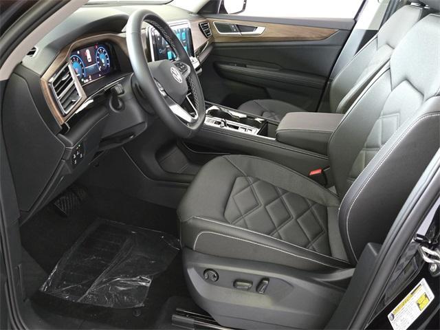 new 2025 Volkswagen Atlas car, priced at $41,986
