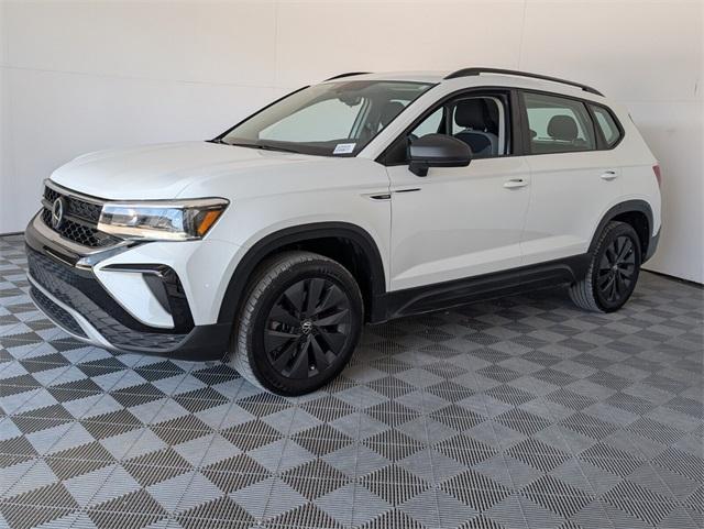 used 2023 Volkswagen Taos car