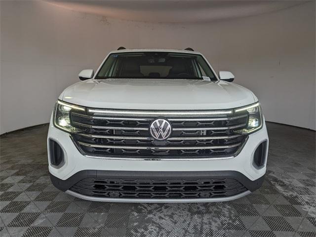 new 2025 Volkswagen Atlas car, priced at $42,825