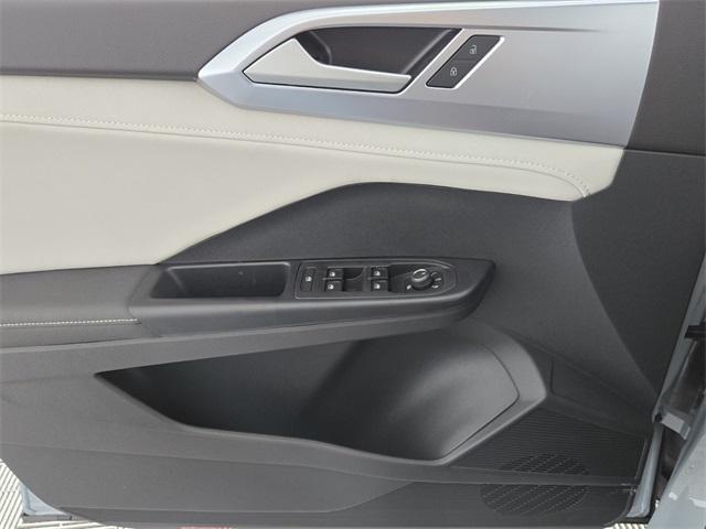 new 2025 Volkswagen Taos car, priced at $31,406