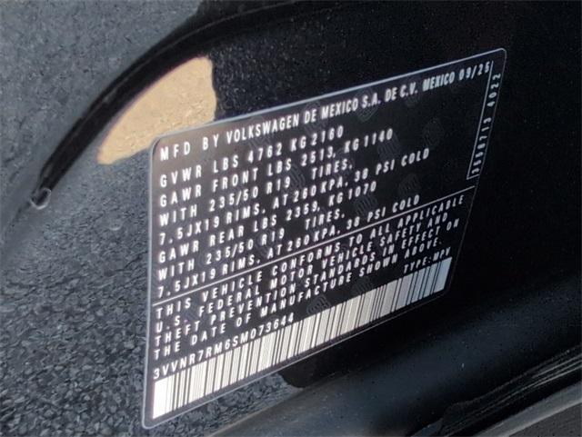 new 2025 Volkswagen Tiguan car, priced at $31,154