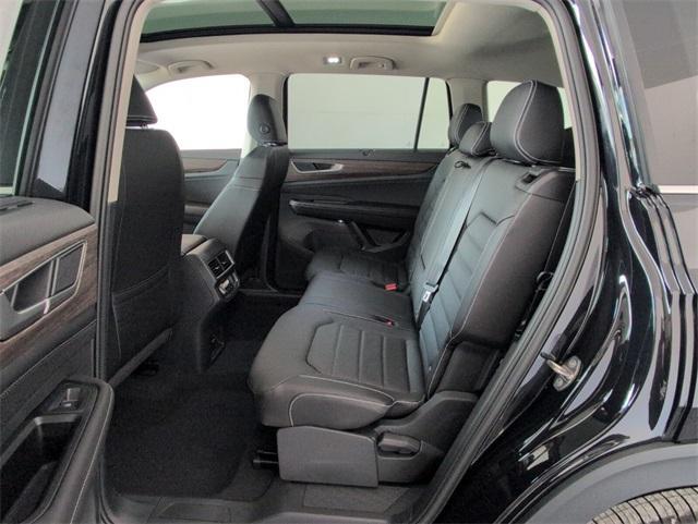 new 2026 Volkswagen Atlas car, priced at $48,956