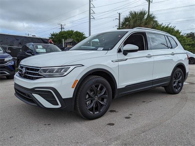 new 2024 Volkswagen Tiguan car, priced at $31,933