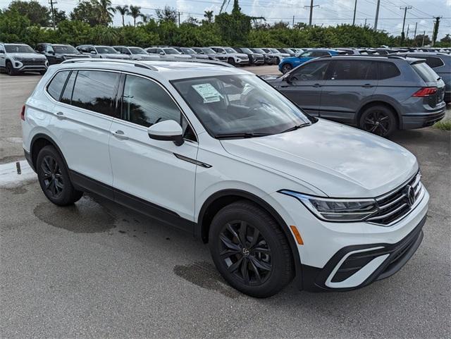 new 2024 Volkswagen Tiguan car, priced at $31,933