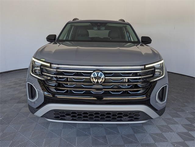 new 2024 Volkswagen Atlas car, priced at $48,252