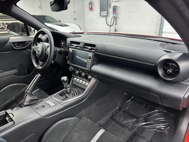 used 2023 Toyota GR86 car, priced at $28,988