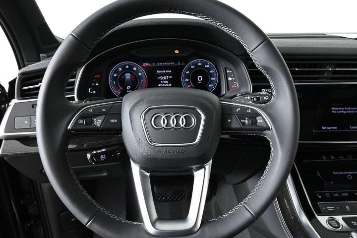 new 2025 Audi Q7 car, priced at $73,863
