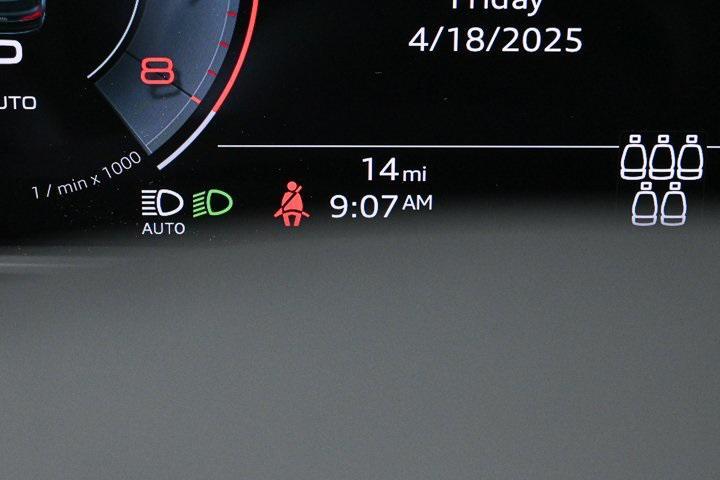 new 2025 Audi Q7 car, priced at $73,863