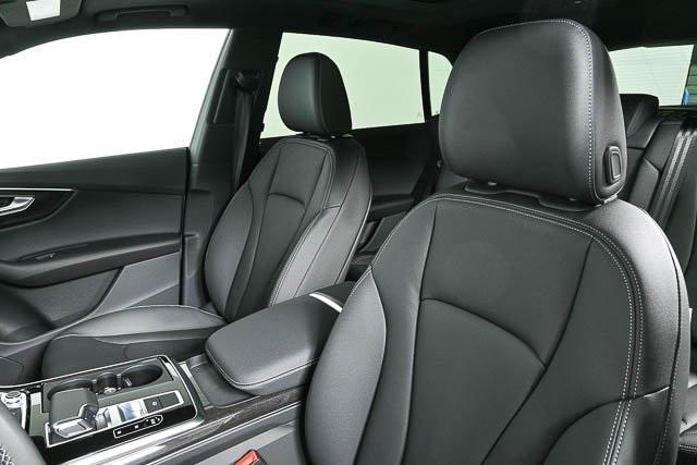 new 2025 Audi Q8 car, priced at $72,869