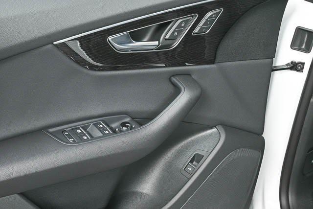 new 2025 Audi Q8 car, priced at $72,869