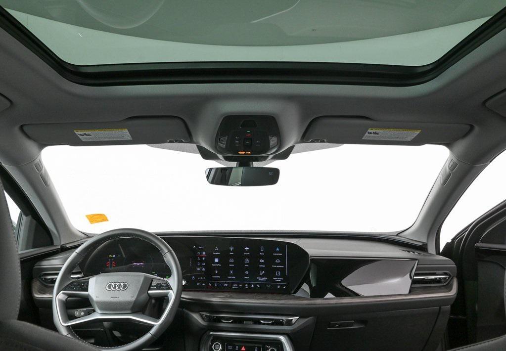 new 2025 Audi Q5 car, priced at $60,092