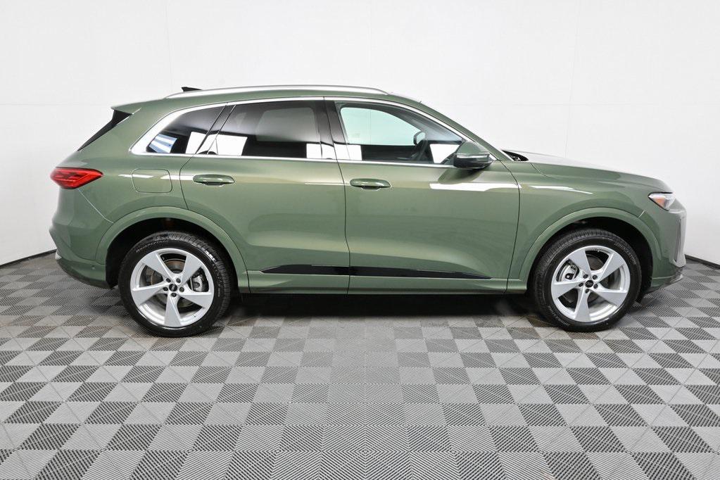 new 2025 Audi Q5 car, priced at $60,092