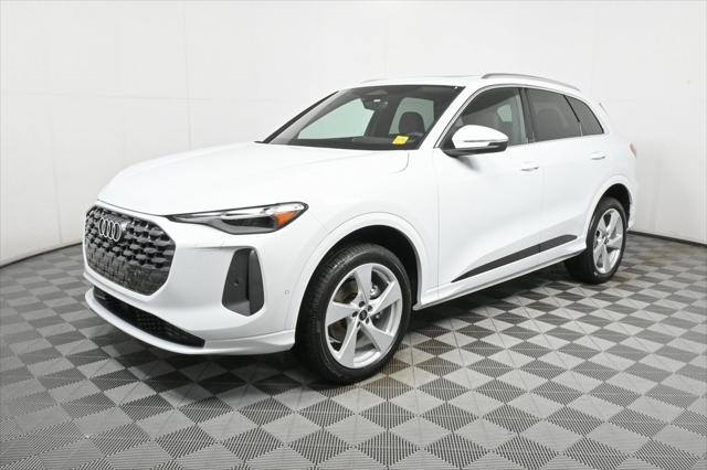 new 2025 Audi Q5 car, priced at $58,540