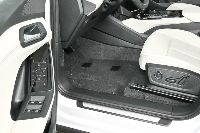 new 2025 Audi Q6 e-tron car, priced at $71,000