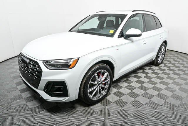 new 2025 Audi Q5 car, priced at $67,728