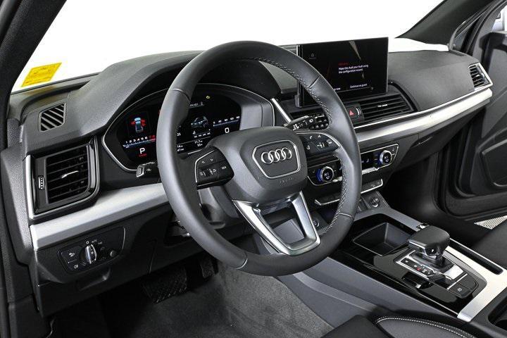 new 2025 Audi Q5 car, priced at $52,577