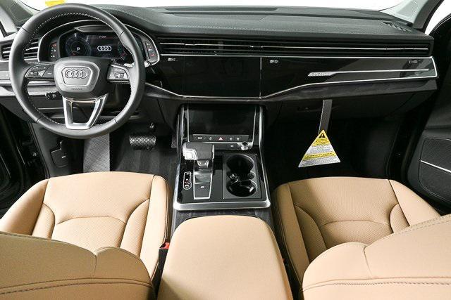 new 2025 Audi Q7 car, priced at $74,195