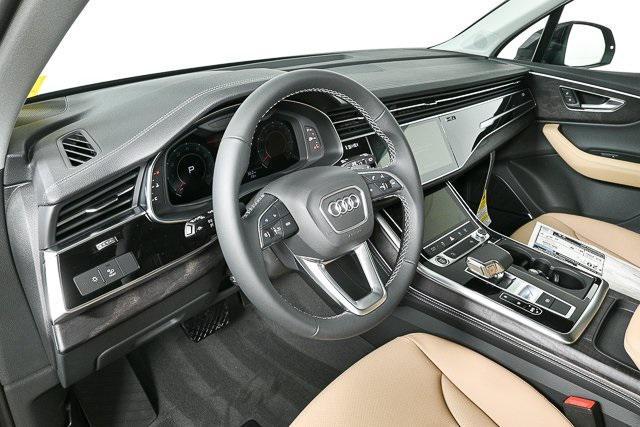 new 2025 Audi Q7 car, priced at $74,195