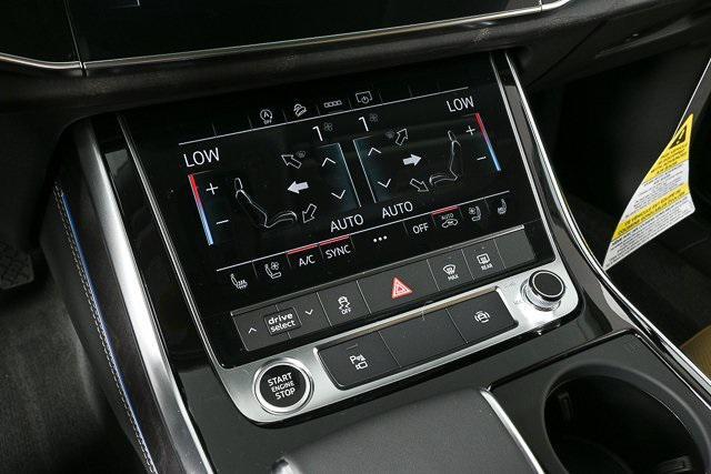 new 2025 Audi Q7 car, priced at $74,195