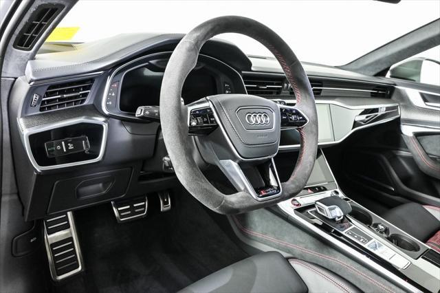 new 2025 Audi RS 6 Avant car, priced at $142,620