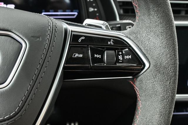 new 2025 Audi RS 6 Avant car, priced at $142,620