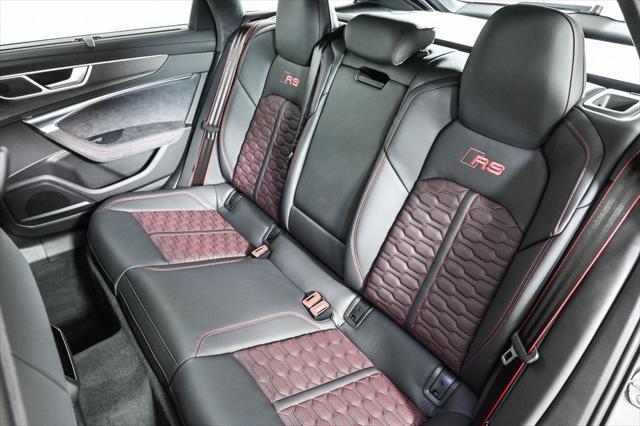 new 2025 Audi RS 6 Avant car, priced at $142,620