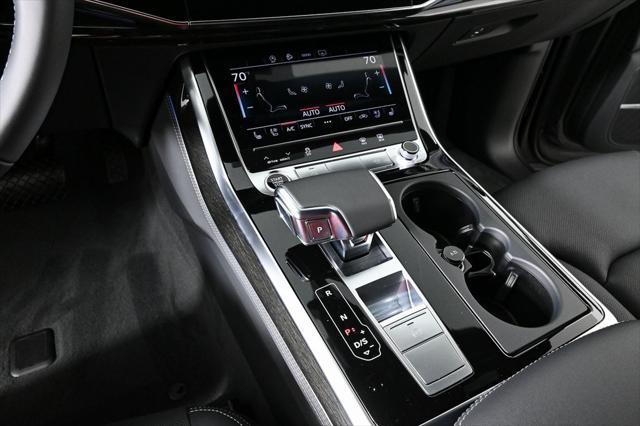 new 2025 Audi Q7 car, priced at $72,480