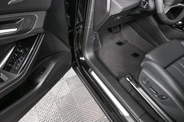 new 2025 Audi Q6 e-tron car, priced at $75,418