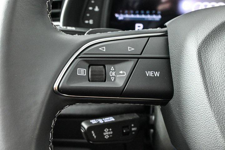 new 2025 Audi Q7 car, priced at $74,640