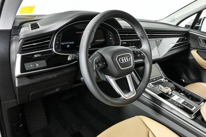 new 2025 Audi Q7 car, priced at $74,640