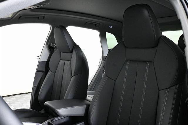 new 2025 Audi Q5 car, priced at $60,975