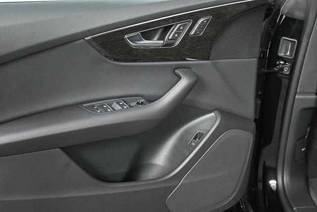 new 2025 Audi Q8 car, priced at $75,374