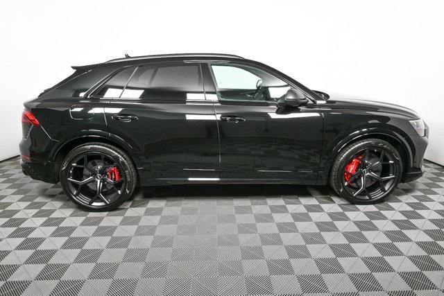 new 2025 Audi RS Q8 car, priced at $162,690