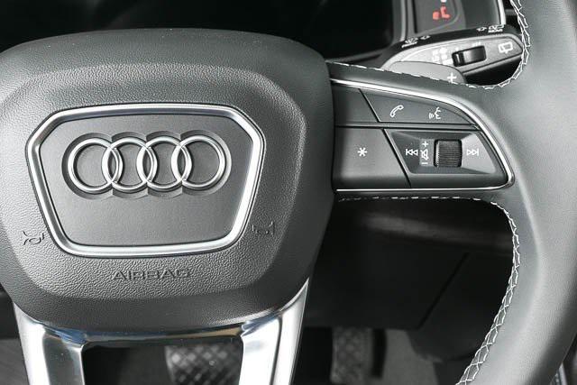 new 2025 Audi Q7 car, priced at $88,790