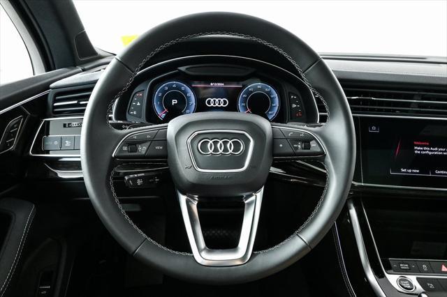 new 2025 Audi Q7 car, priced at $74,784