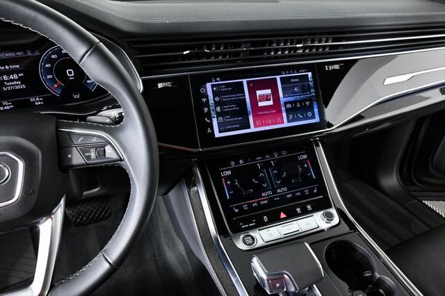 new 2025 Audi Q7 car, priced at $77,796