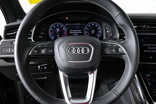 new 2025 Audi Q7 car, priced at $77,796