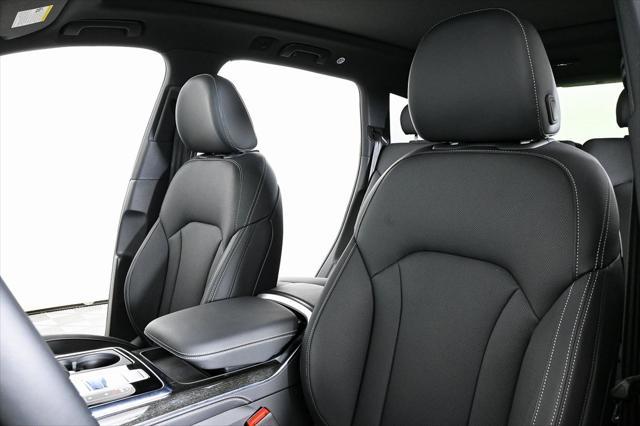 new 2025 Audi Q7 car, priced at $77,796