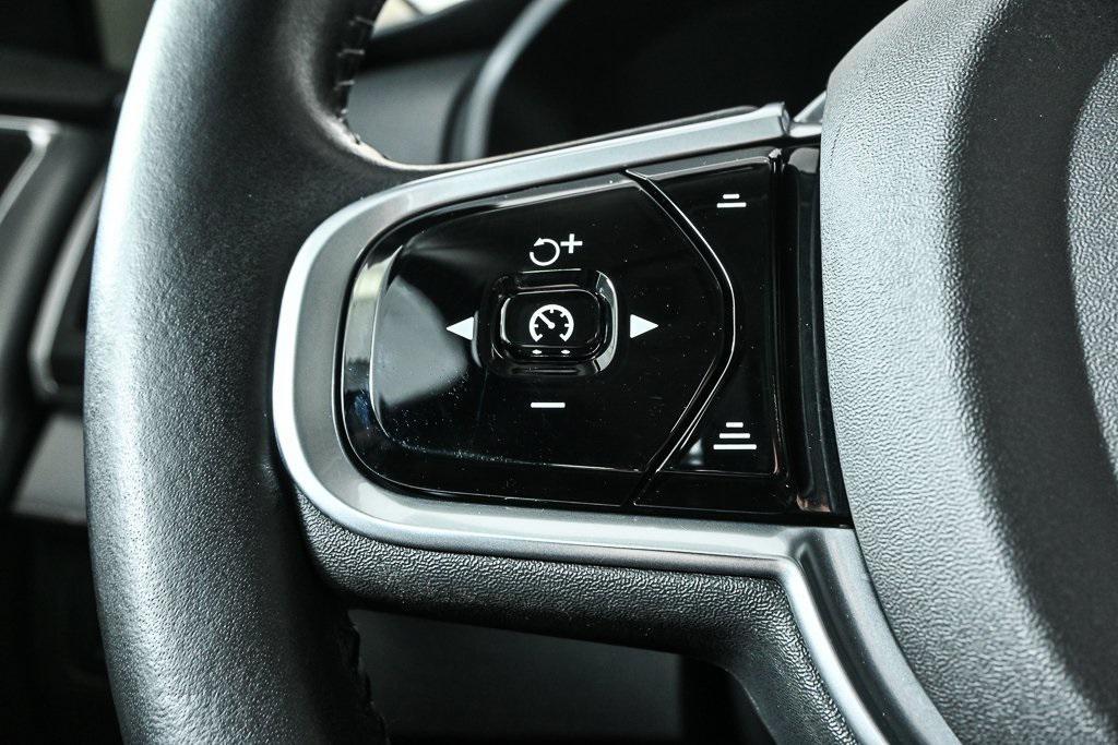 used 2018 Volvo XC90 car, priced at $20,495