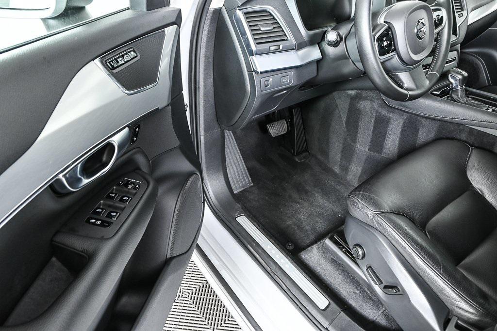 used 2018 Volvo XC90 car, priced at $20,495