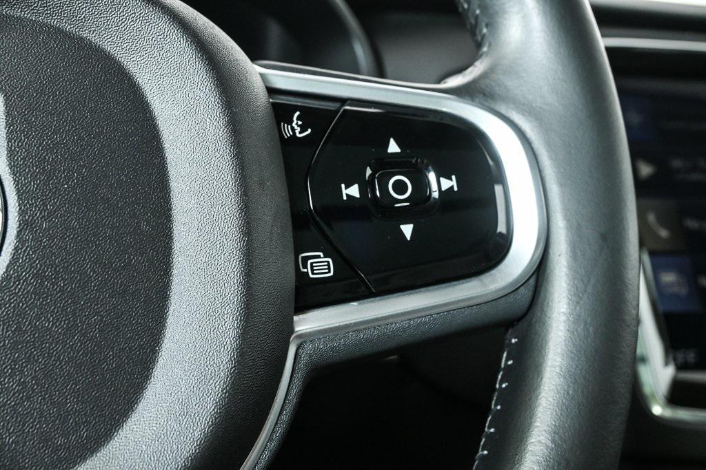 used 2018 Volvo XC90 car, priced at $20,495